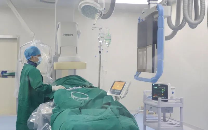 【医技讯息】南方医院泰成逸园分院成功开展首例冠状动脉造影手术