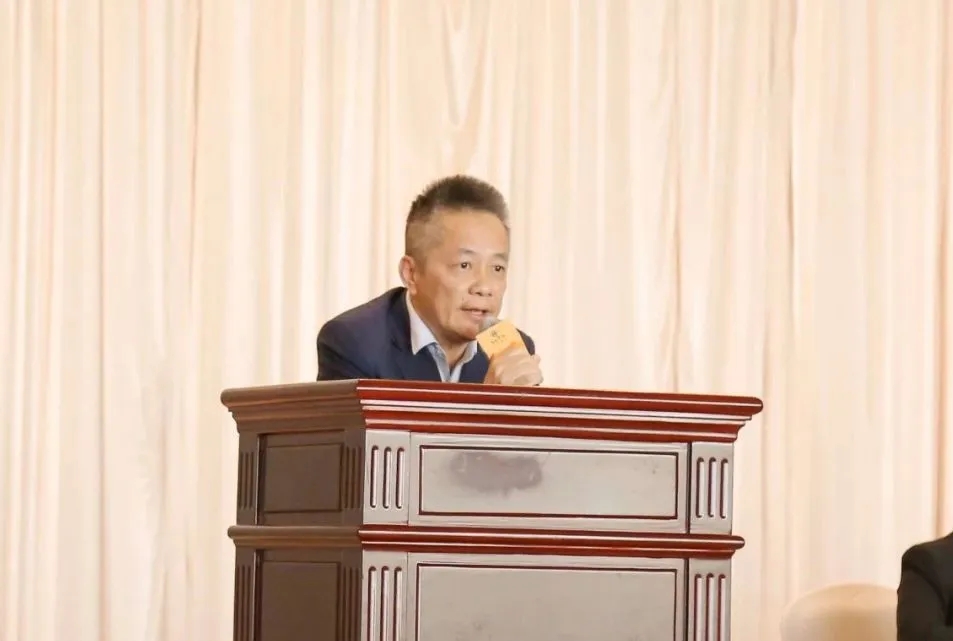 【携手同行 共启新程】泰成逸园医院热烈欢迎副院长兼ICU主任涂龙履新，共筑医院高质量发展新未来！